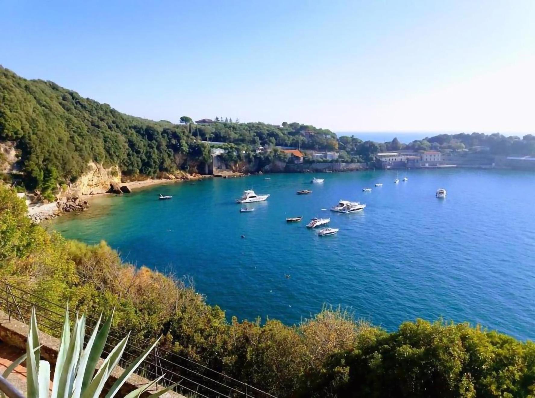 Affittacamere "In Piazzetta Da Vasco" Lerici Ngoại thất bức ảnh